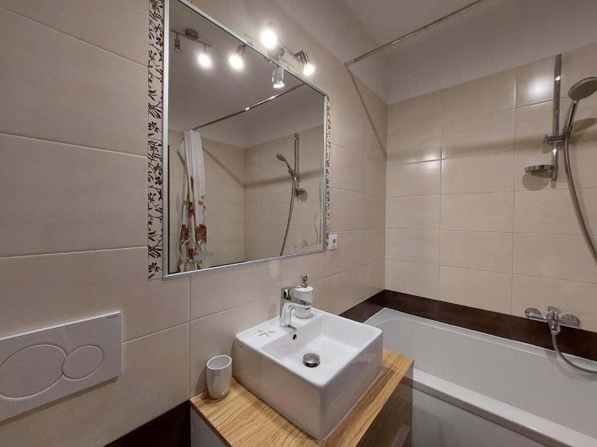 Apartment Davor Malinska Exterior foto
